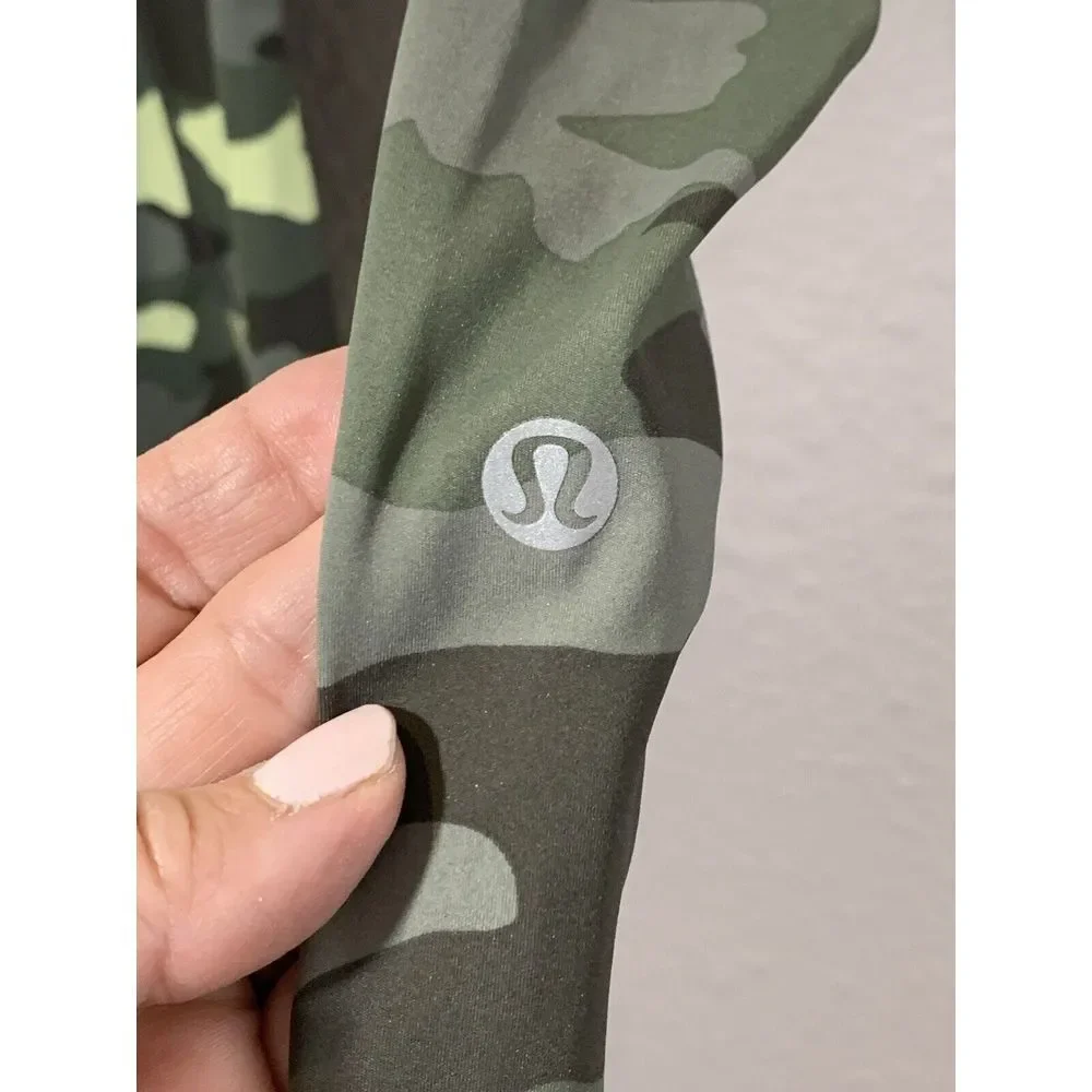Lululemon Fast Free High Rise Crop Heritage 365 Camo Crispin Green Size 6 Nulux - Picture 8 of 8